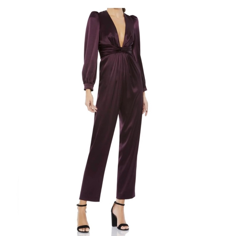 IEENA FOR MAC DUGGAL long sleeve v neck satin jumpsuit in plum purple size 6